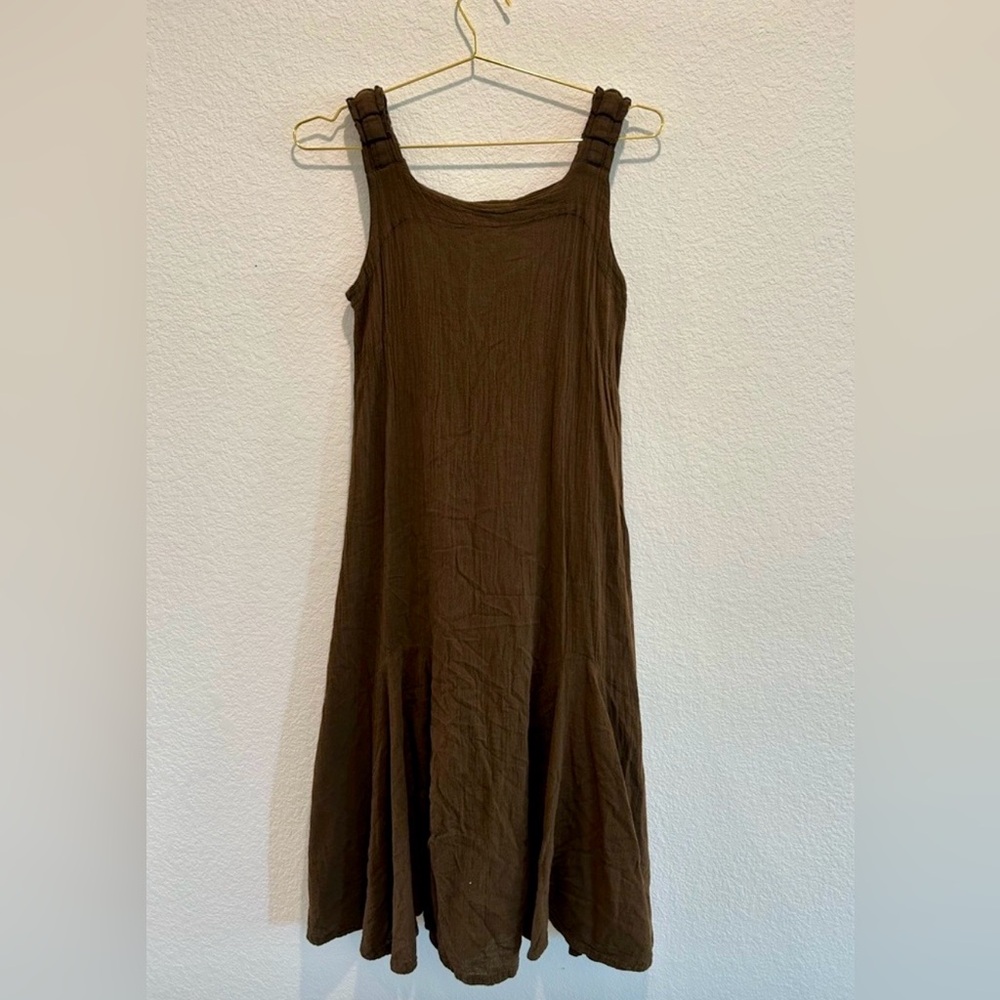 Oh My Gauze linen chocolate Brown Sleeveless muslin crinkle cotton midi Dress